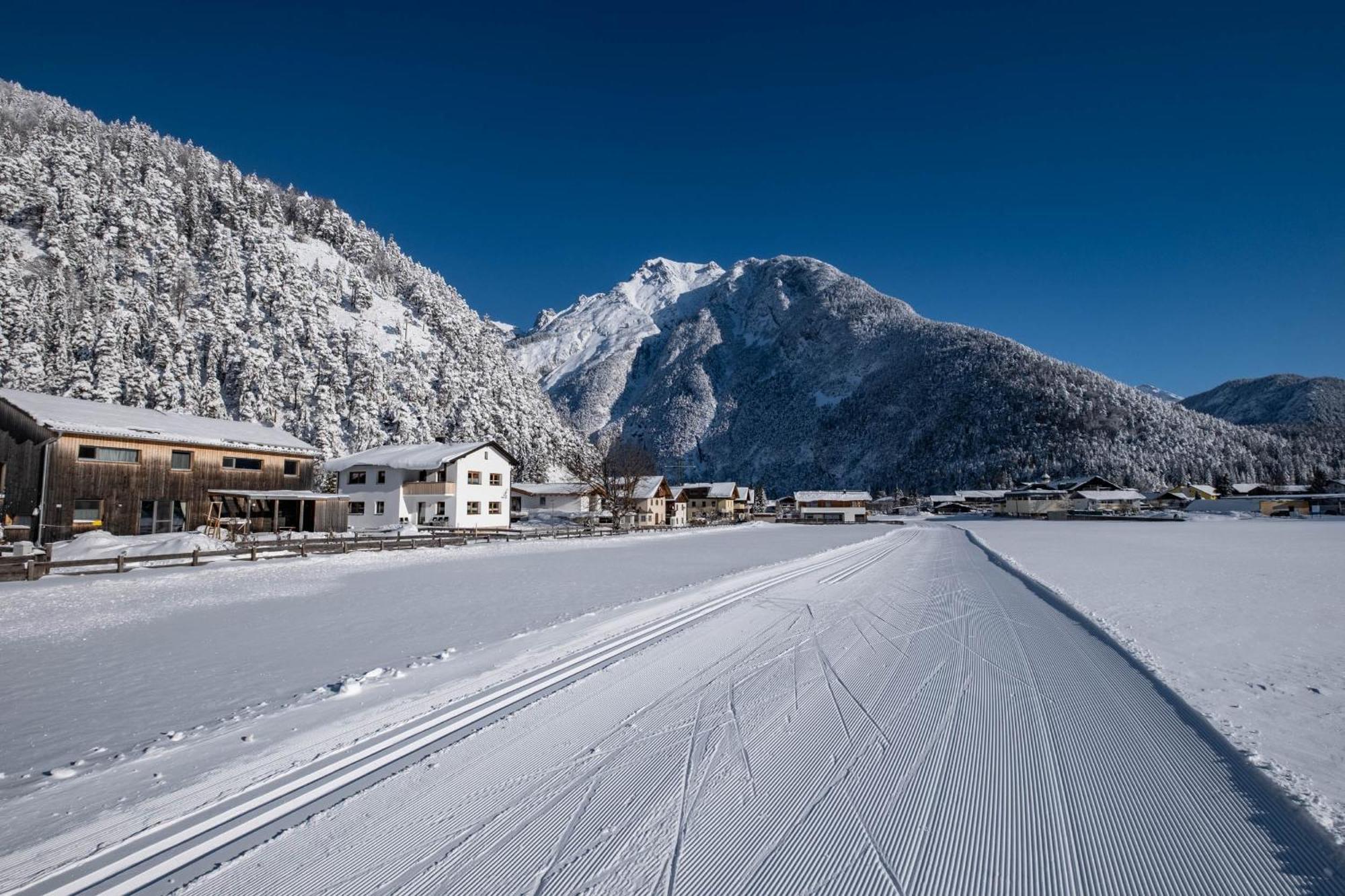 Haus Zak Apartment ชาร์นิทซ์ ภายนอก รูปภาพ